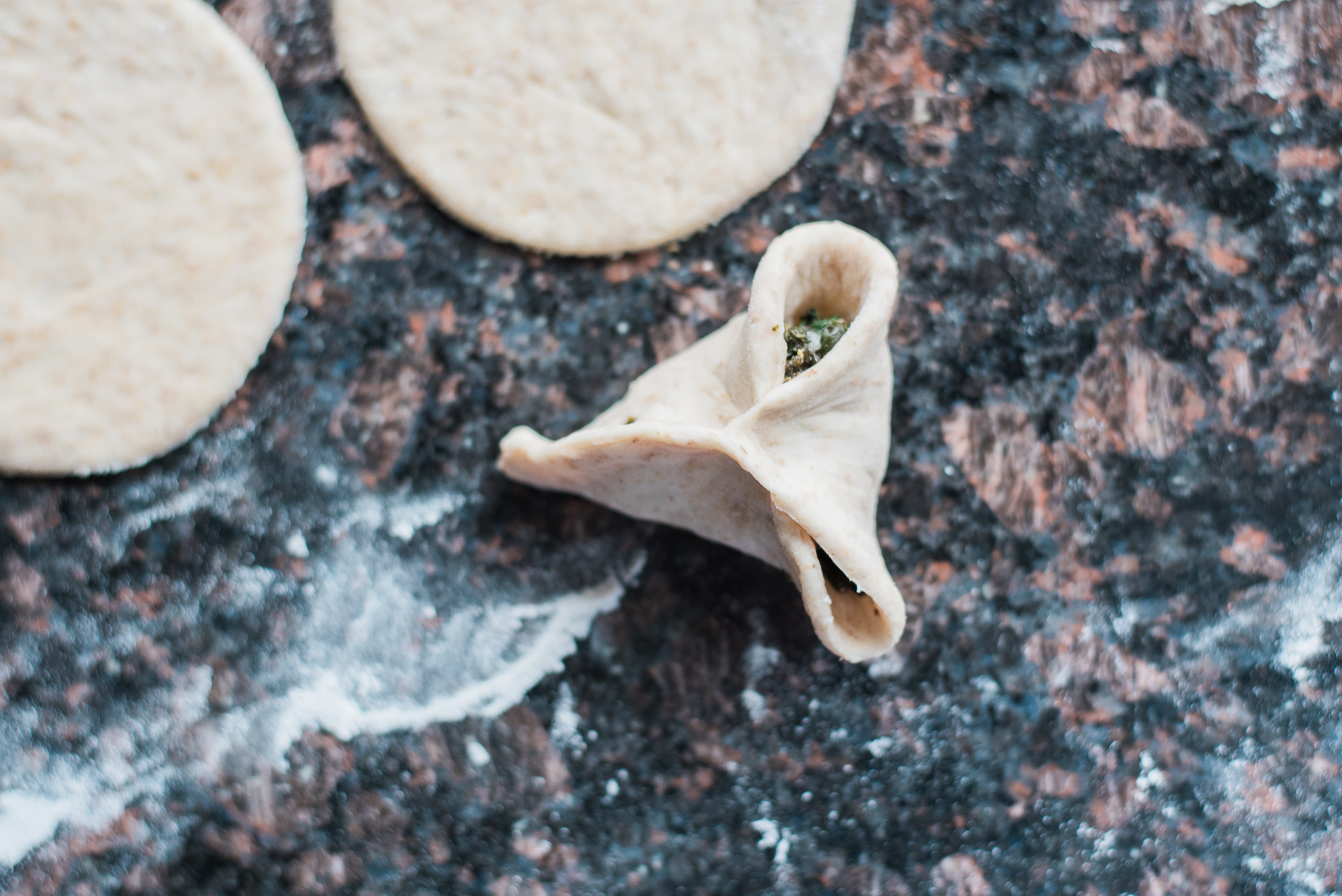 6 spinach pies -lebanese recipes by the tabouli bowl